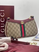 Soft Carry Gucci